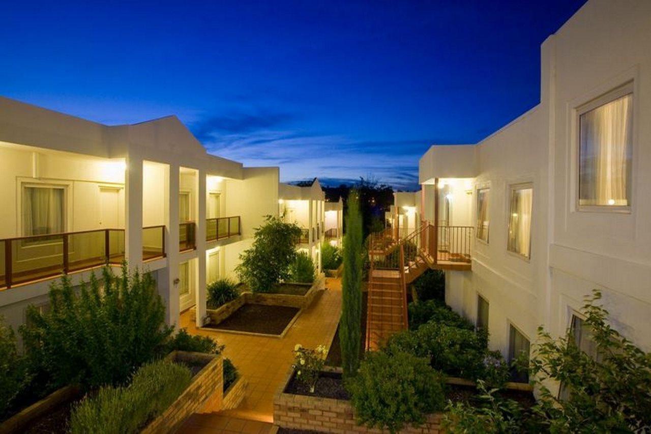 Hawthorn Gardens Serviced Apartments Мельбурн Екстер'єр фото